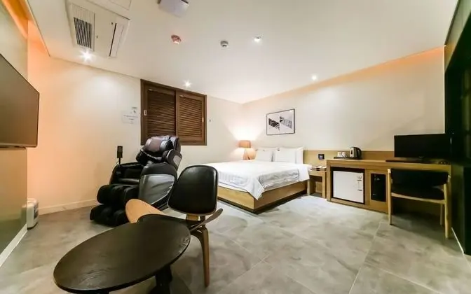 Premium room(Massage Chair)