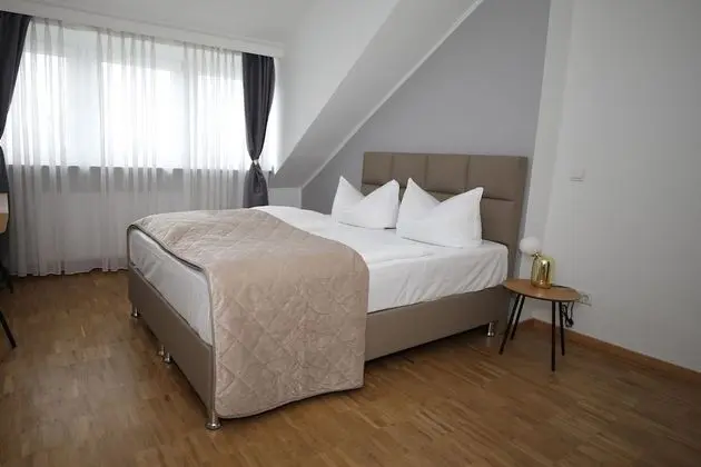 Basic Oda, 1 Çift Kişilik Yatak