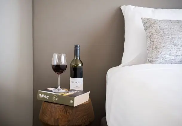 Standard Stüdyo (Fall into Winter Package)