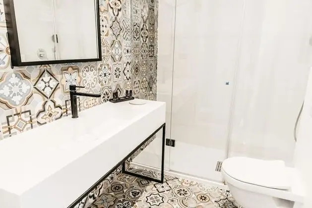 Deluxe Tek Büyük veya İki Ayrı Yataklı Oda (1)