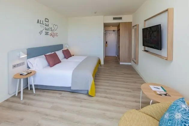Deluxe Tek Büyük Yataklı Oda (Adults Only +18 years)