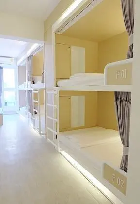 Standard Ortak Ranzalı Oda, Sadece kadınlar için, Sigara İçilmez