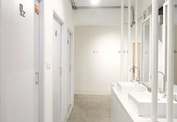 Standard Ortak Ranzalı Oda, Sadece kadınlar için, Sigara İçilmez