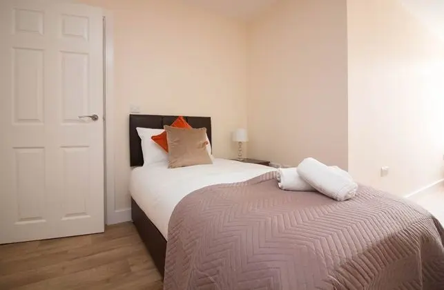 Apart Daire, Birden Çok Yatak (Apartment 2)