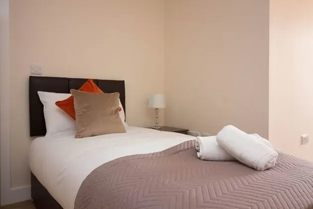Apart Daire, Birden Çok Yatak (Apartment 2)