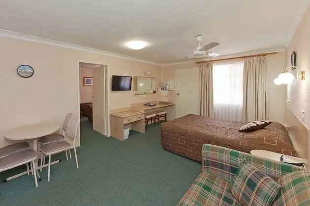 Family Süit, 2 Yatak Odası, Sigara İçilmez, Küçük Mutfak (5 PERSON FAMILY ROOM)