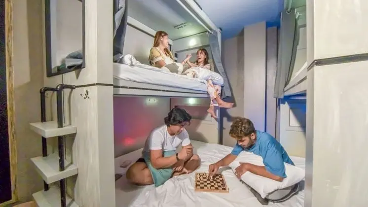 Dört Kişilik Oda