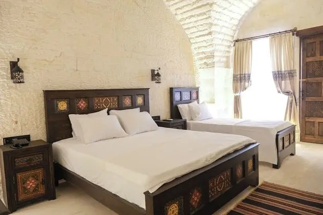 Deluxe Üç Kişilik Oda