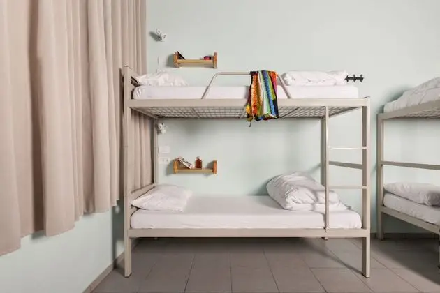 Ortak Ranzalı Oda, Özel Banyo (Mixed 4 Beds)
