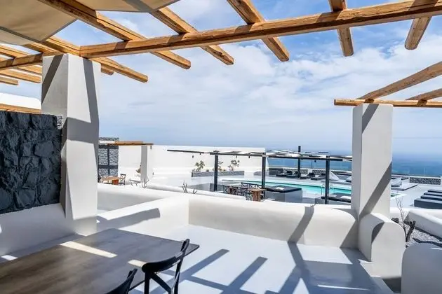 Villa, 3 Yatak Odası, Havuz Manzaralı (Maisonette Pelagos)