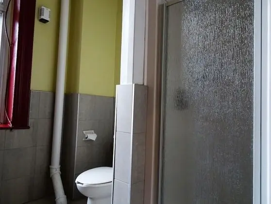 Economy Oda, 1 Çift Kişilik Yatak, Ortak Banyo
