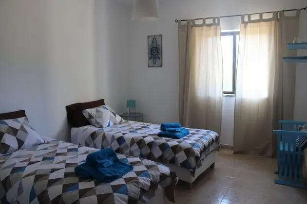 Oda, 2 Tek Kişilik Yatak, Özel Banyo (Barriga)
