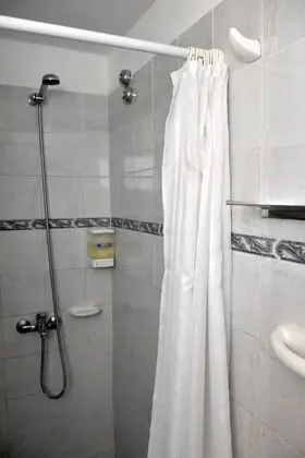 Classic Tek Büyük Yataklı Oda