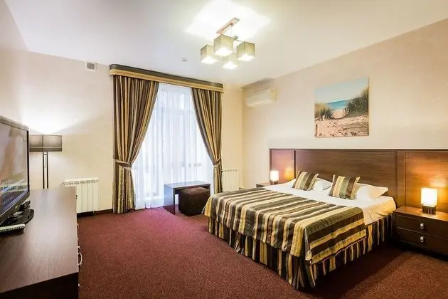 Comfort Tek Büyük veya İki Ayrı Yataklı Oda