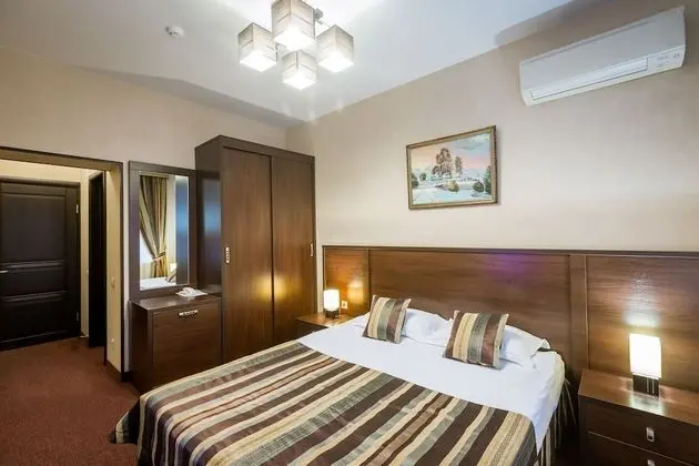 Standard Tek Büyük Yataklı Oda