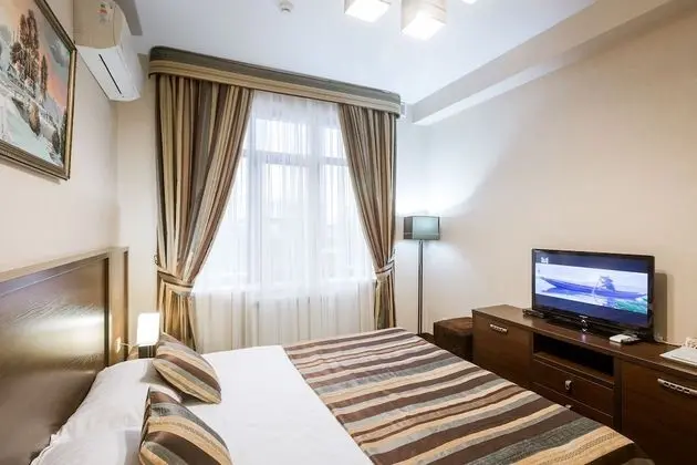 Standard Tek Büyük Yataklı Oda