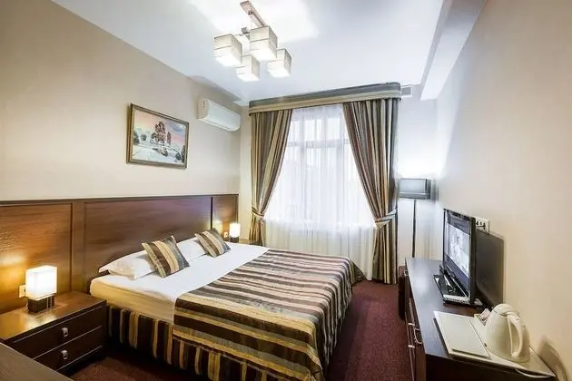 Standard Tek Büyük Yataklı Oda