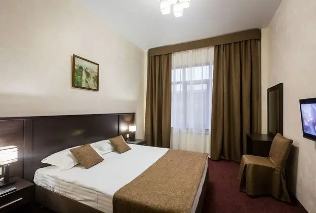 Standard Tek Büyük Yataklı Oda