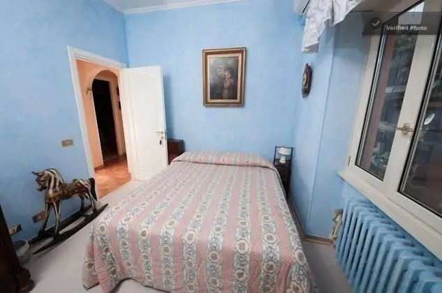 Tek Büyük Yataklı Oda, Ortak Banyo