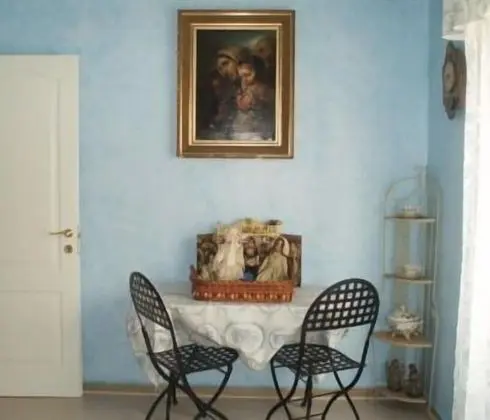 Tek Büyük Yataklı Oda, Ortak Banyo