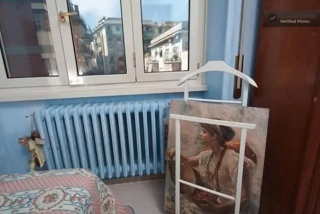 Tek Büyük Yataklı Oda, Ortak Banyo