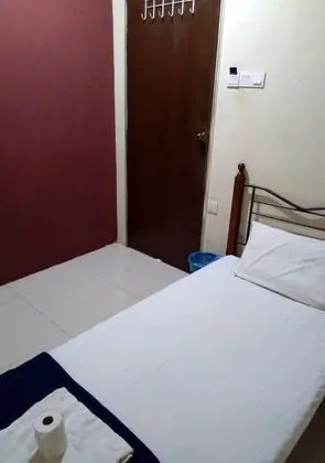 Tek Kişilik Oda, Ortak Banyo