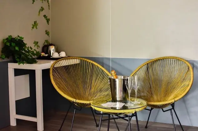 Classic Süit, Sıcak Su Havuzu