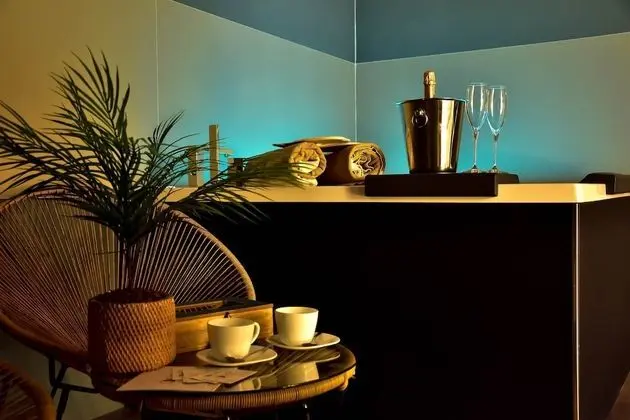 Classic Süit, Sıcak Su Havuzu