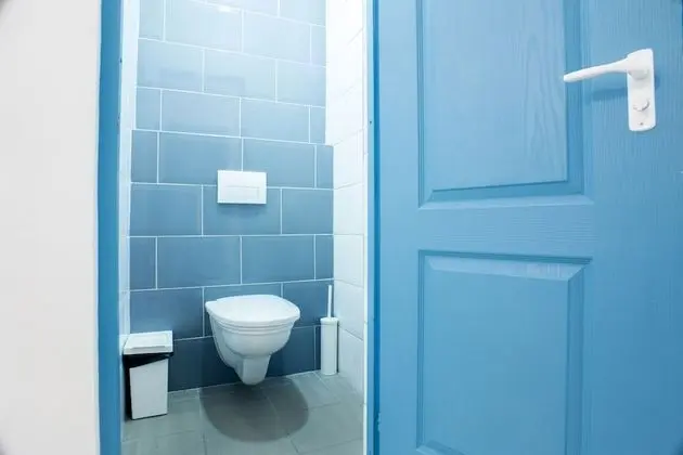 Twin Room with Shared Bathroom