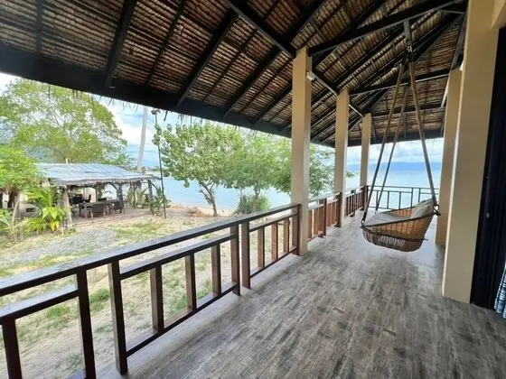 Beachfront 1 bedroom Villa