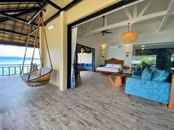Beachfront 1 bedroom Villa
