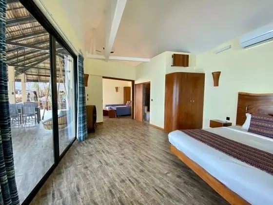 Beachfront 2 bedroom villa