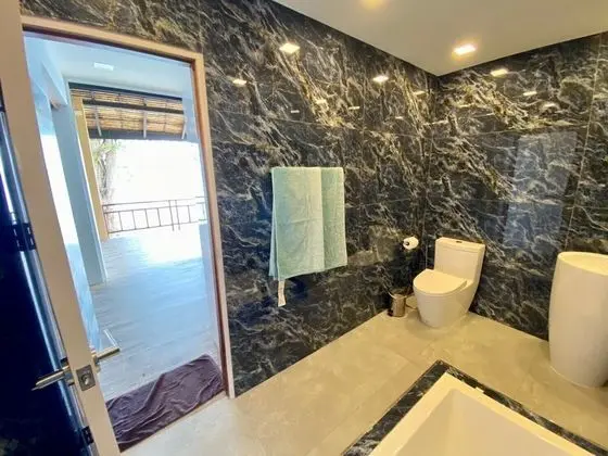 Beachfront 2 bedroom villa