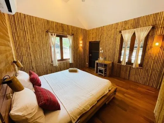 Deluxe Bungalow