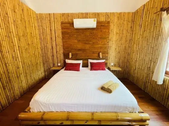Deluxe Bungalow