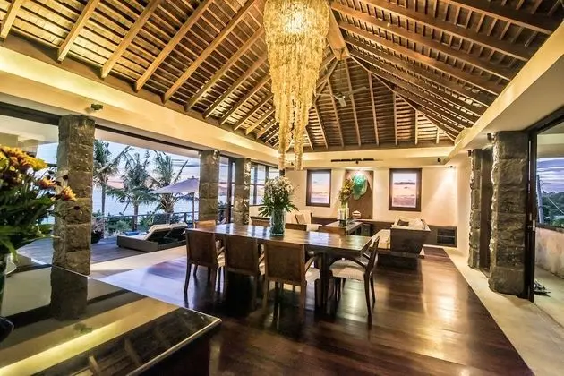 Luxury Villa