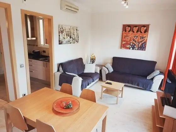 2 Bedrooms Apartments P (Sagrada Familia Views)