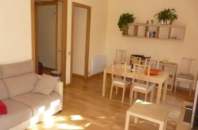 2 Bedrooms Apartments P (Sagrada Familia Views)