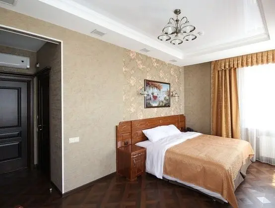 Superior Tek Büyük Yataklı Oda (London)