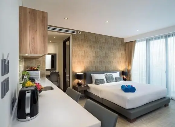 Deluxe Stüdyo, Havuz Kullanımı