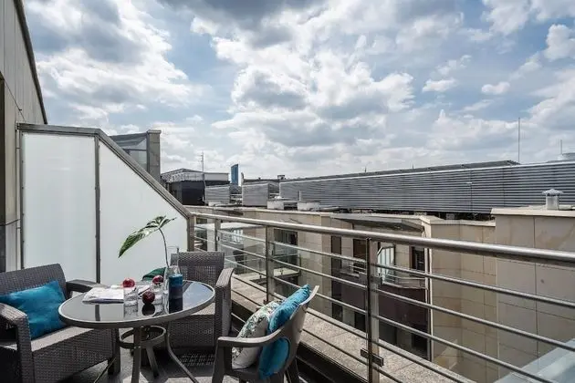 APARTAMENT Z 1 SYPIALNIA – KRAWIECKA
