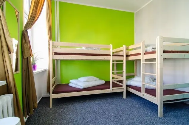 Dört Kişilik Oda, Ortak Banyo