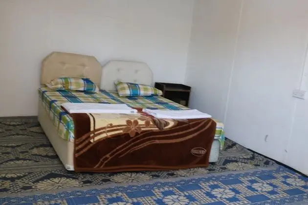 Tek Büyük Yataklı Oda, 1 Çift Kişilik Yatak