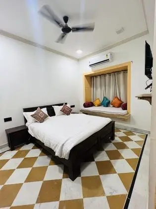 Deluxe Üç Kişilik Oda