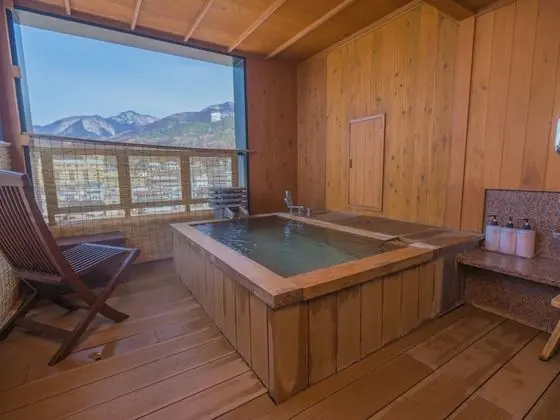 Oda (Junior Suite with Open Air Bath)