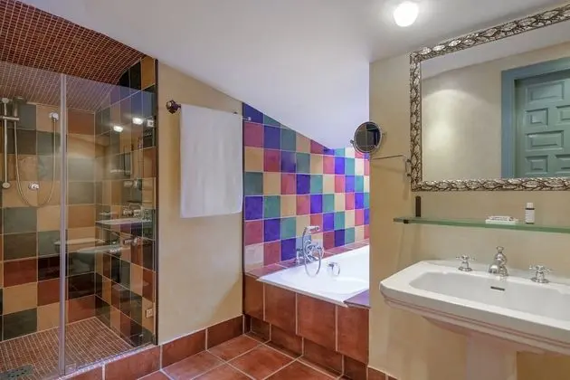 Superior Oda, 1 En Büyük (King) Boy Yatak, Sigara İçilmez, Teras