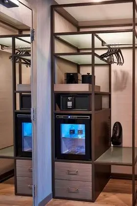 Oda, 1 En Büyük (King) Boy Yatak ve Çekyat, Nehir Manzaralı