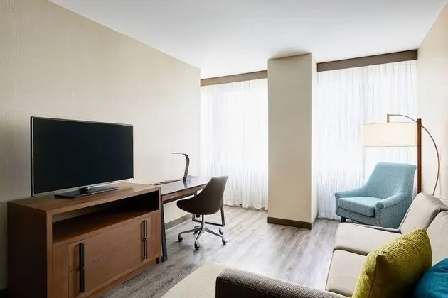 Stüdyo, 1 En Büyük (King) Boy Yatak ve Çekyat (Hearing Accessible)