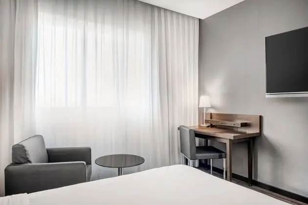 Standard Oda, 1 Büyük (Queen) Boy Yatak