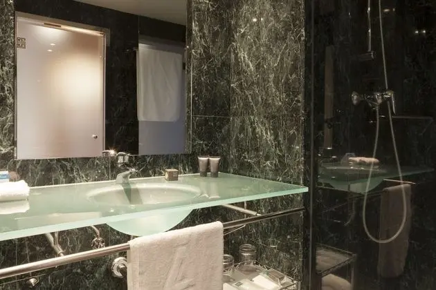 Standard Oda, 1 Büyük (Queen) Boy Yatak